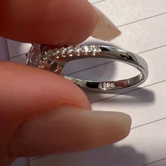 ❤️014❤️. 💍NEW 18K WHITE GOLD DIAMOND 925 SILVER HEART RING - Picture 5 of 16